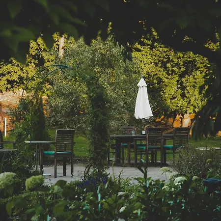 Wilhelm Apartament *